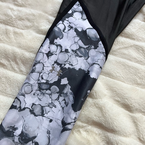 Under Armour cropped leggings - Picture 2 of 5